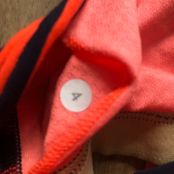 🦊NWOT No Limits Tank - Picture 8 of 9